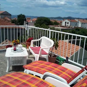 jb-apartment.hotelinzadar.com/
