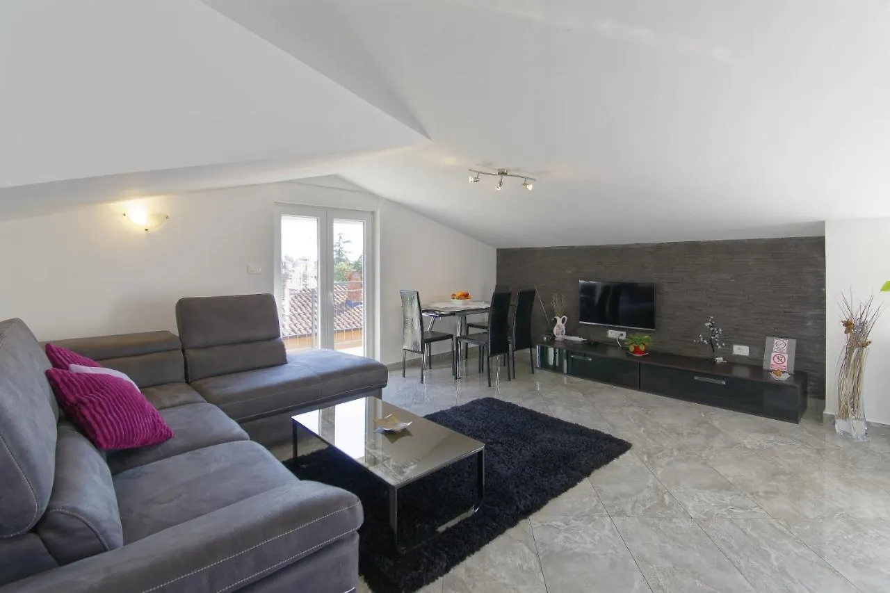 Apartments Goran By Rent Istria Umag